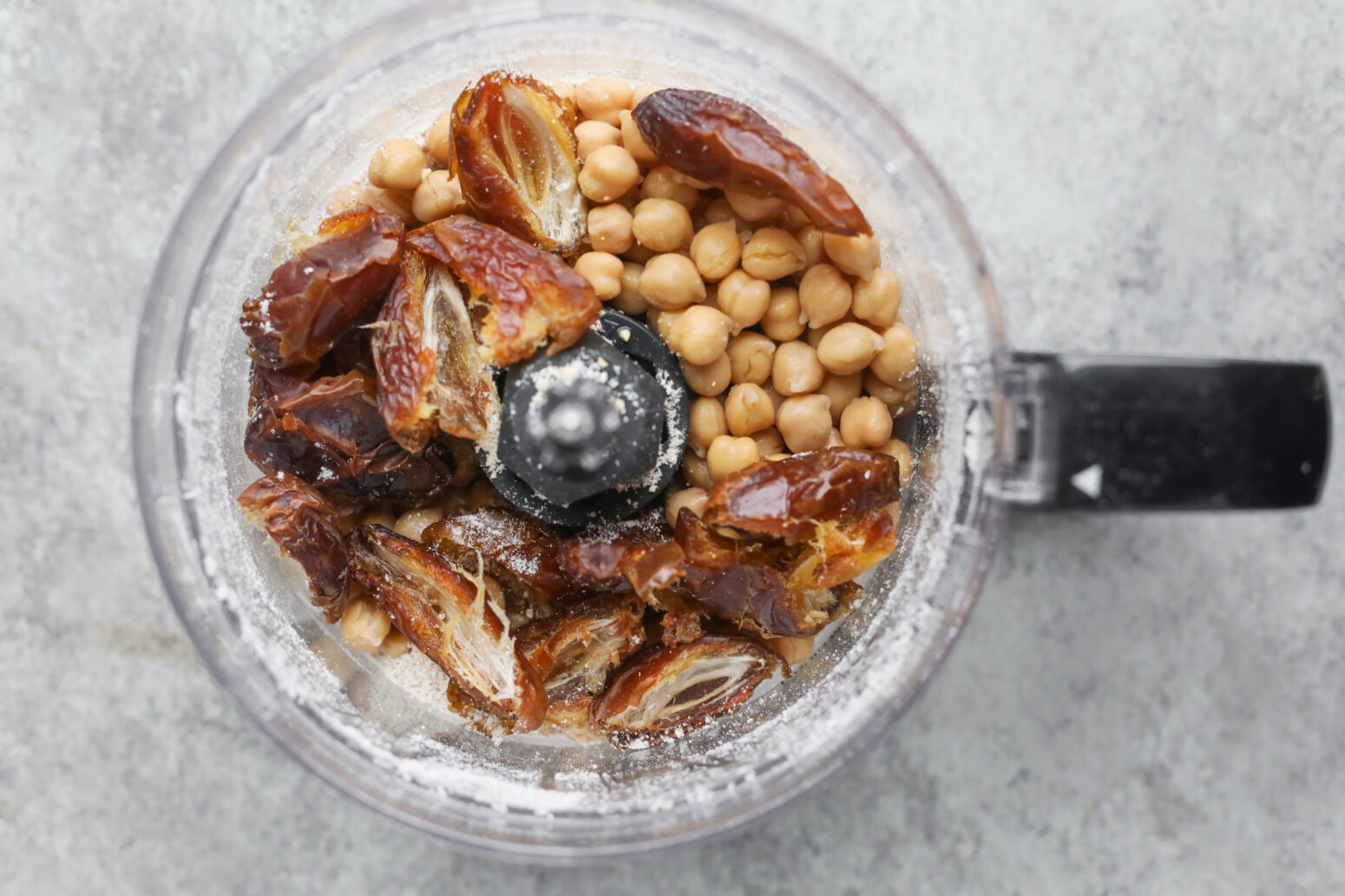 chickpea cookie dough balls